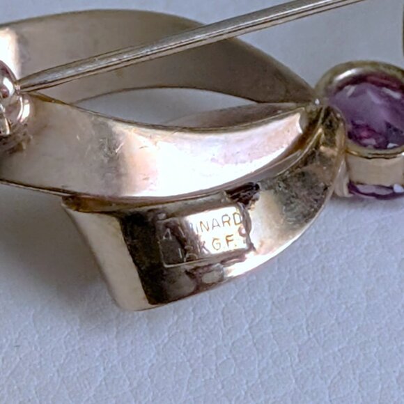 Vintage Designer Winard Signed 12K Yellow Gold Filled Amethyst Bow Brooch Pin - Picture 9 of 9
